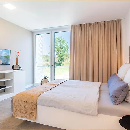 Exklusive Edelweiss * Zirchow