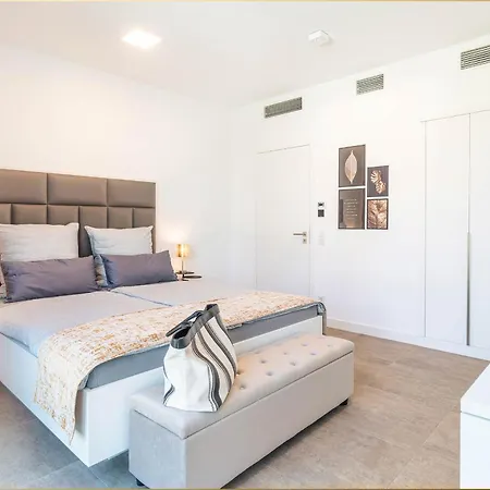 Exklusive Edelweiss Zirchow